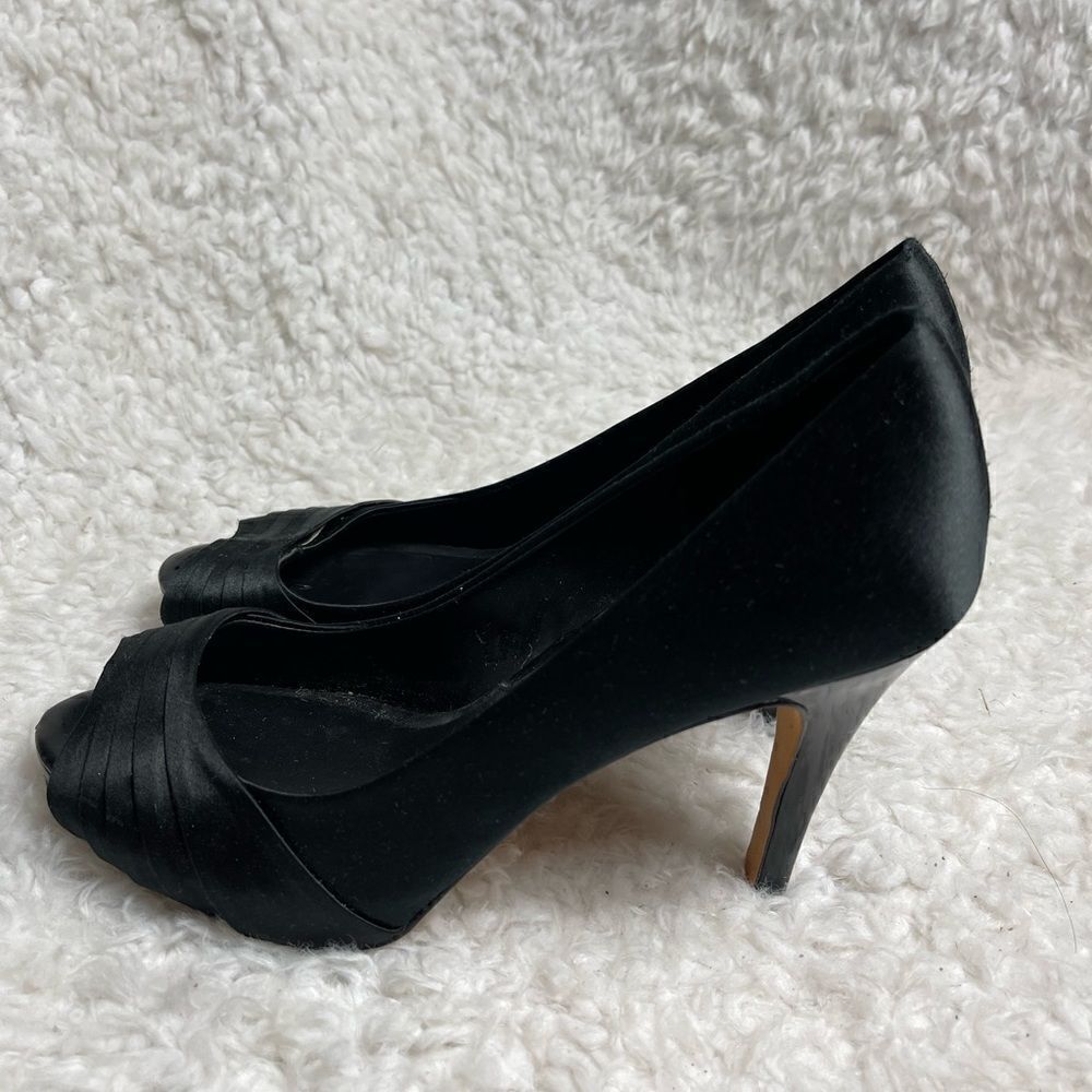 WHBM Black satin slip on heels pleated peep toe & patent heels size9.5